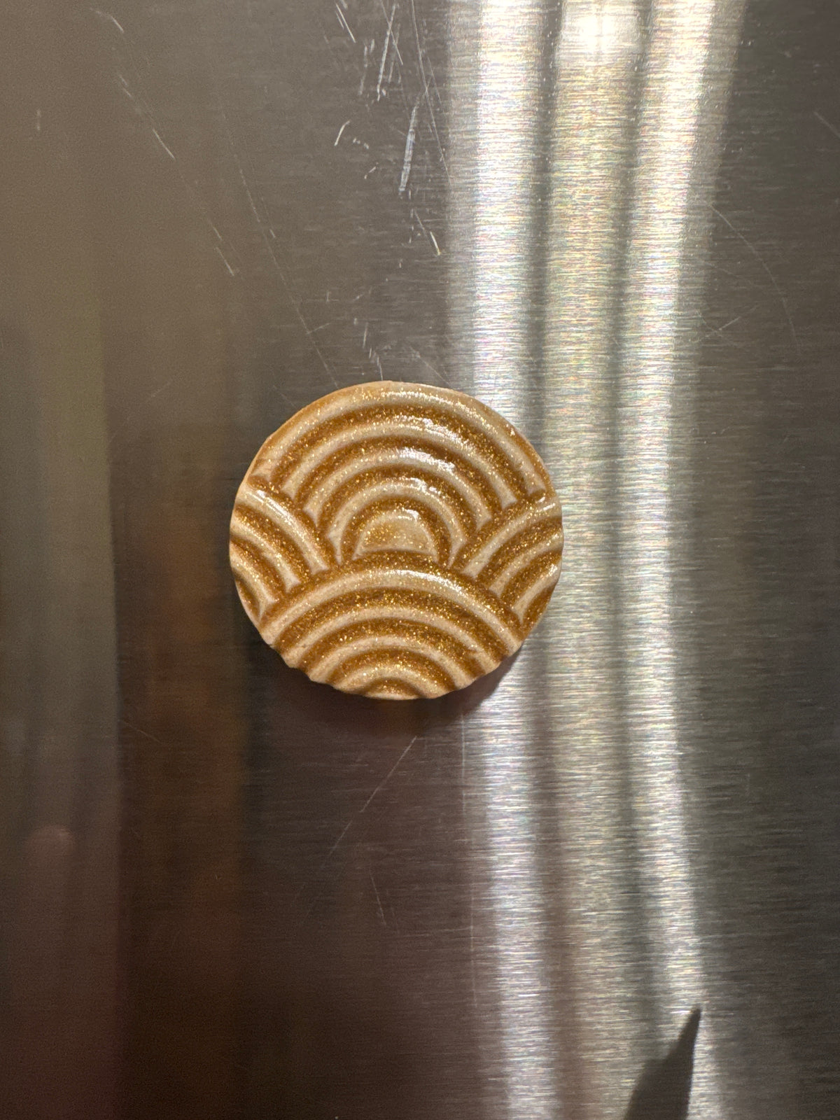 Decorative Pressed Magnet (Gold)